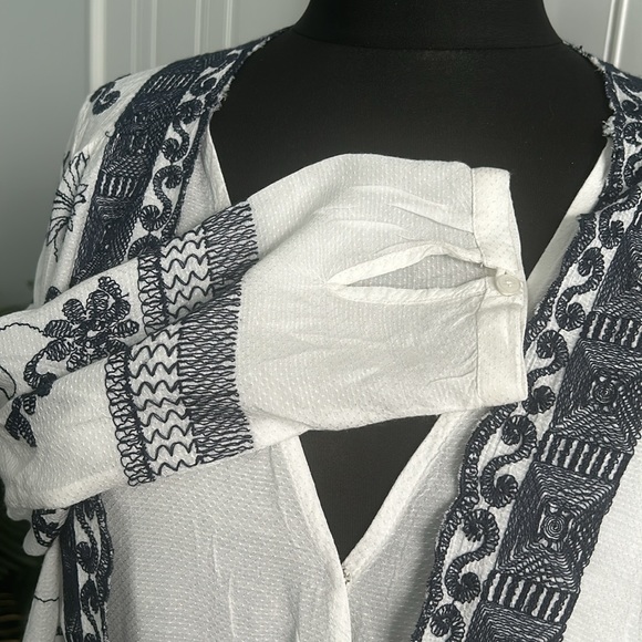 TRY b blouse - Picture 5 of 10